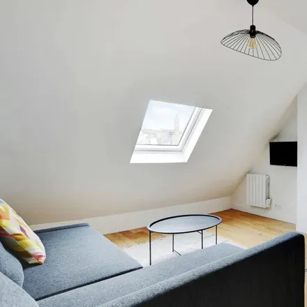 Rent this studio apartment on 8 Rue Fromentin in 75009 Paris, France