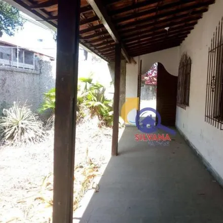 Buy this 4 bed house on Rua Geraldino de Magalhães Barros 233 in Santa Amélia, Belo Horizonte - MG