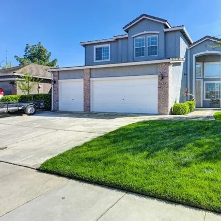 Buy this 5 bed house on 8592 Spiceberry Way in Elk Grove, CA 95624