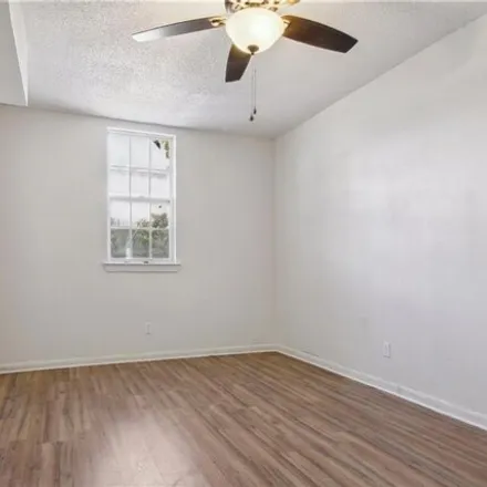 Image 6 - 2047 Upperline St, New Orleans, Louisiana, 70115 - House for sale