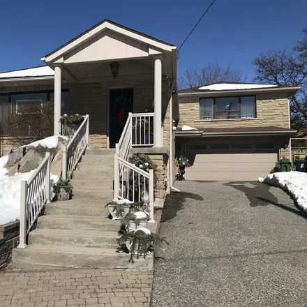 Rent this 2 bed house on Toronto in Wexford Heights, CA