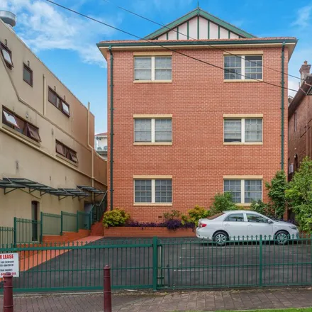 Image 2 - La Coq & Fish Bistro, Bay Road, Waverton NSW 2060, Australia - Apartment for rent