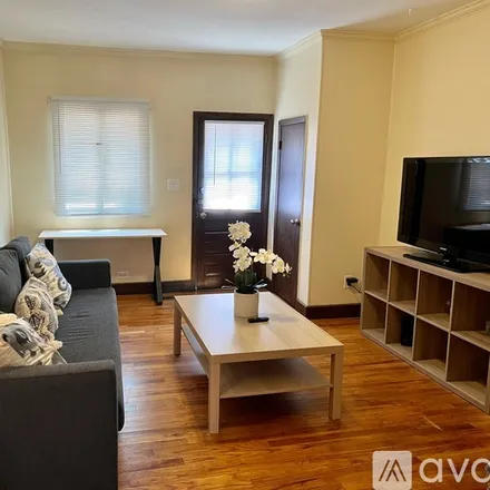Rent this 1 bed apartment on 154 E Beck St