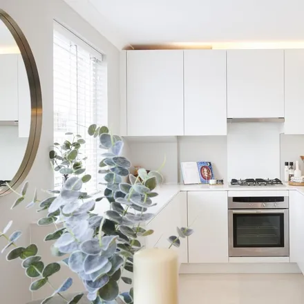 Rent this 2 bed apartment on 113 Fulham Road in London, SW3 6RT