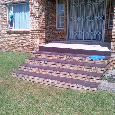 Image 9 - Fred Verseput Avenue, Vorna Valley, Midrand, 1680, South Africa - Apartment for rent