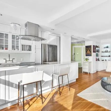 Image 4 - 433 East 51st Street, New York, NY 10022, USA - Townhouse for sale