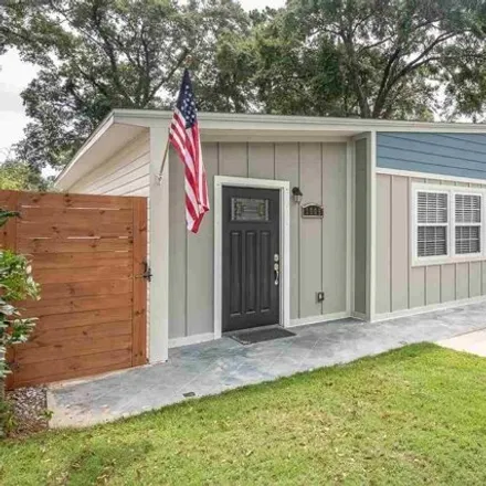 Buy this 3 bed house on East Leonard Street in Pensacola, FL 32503