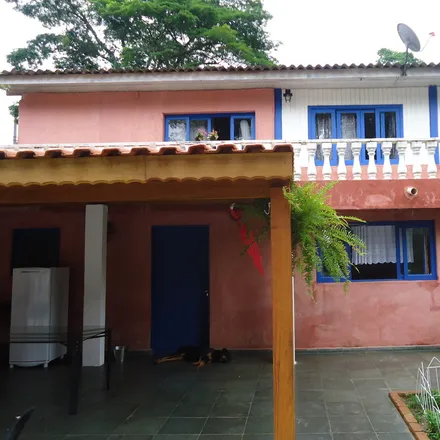 Rent this 1 bed house on Carapicuíba in Jardim Marilú, BR