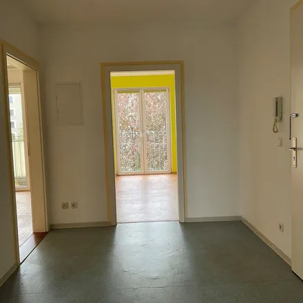 Rent this 2 bed apartment on Coburger Straße 41 in 14612 Falkensee, Germany