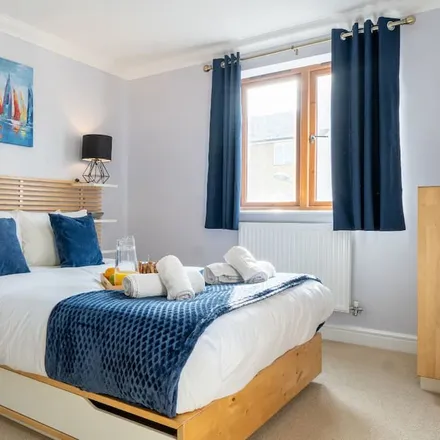 Rent this 2 bed condo on Milton Keynes in MK10 9NQ, United Kingdom