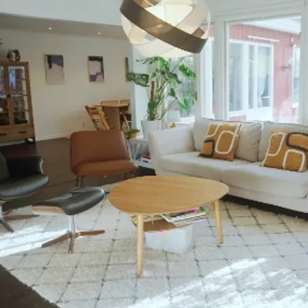 Rent this 5 bed duplex on Länsmansvägen 161 in 192 70 Sollentuna kommun, Sweden