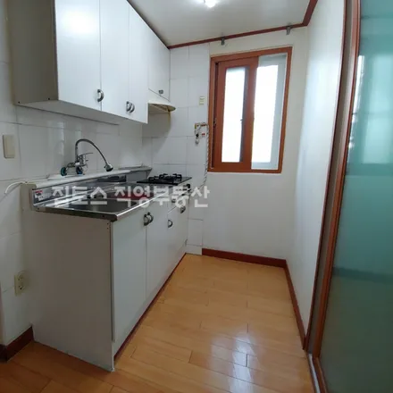 Image 2 - 서울특별시 강남구 대치동 901-54 - Apartment for rent