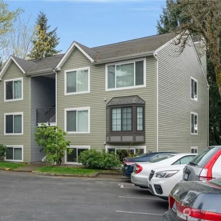 Buy this 2 bed condo on 12716 Northeast 144th Street in Kingsgate, Kirkland