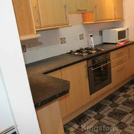 Rent this 3 bed townhouse on Gloucester Street in Cardiff, CF11 6AL