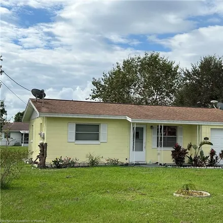 Buy this 2 bed house on 33516 Grand Prix Drive in Sebring, FL 33872