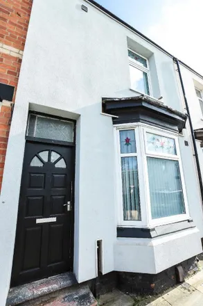 Rent this 4 bed townhouse on Glebe Road in Middlesbrough, TS1 4EN