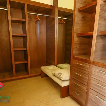 Buy this 4 bed house on Calle Vereda Náutica in Playa Guitarrón, 39300 Acapulco
