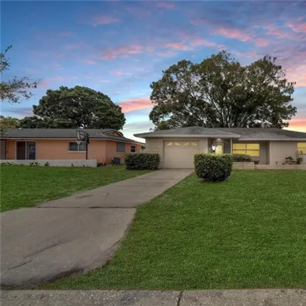 Buy this 2 bed house on 2573 Redwood Circle in Pinellas County, FL 33763