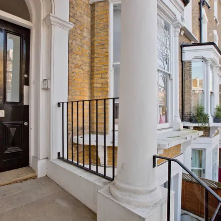 Rent this 5 bed apartment on 13 Steele's Road in Primrose Hill, London