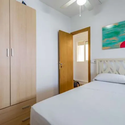 Image 2 - Carrer d'Escalante, 304, 46011 Valencia, Spain - Apartment for rent