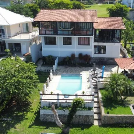 Buy this 5 bed house on Rua Fonte Limpa in Iguabinha, Região Geográfica Intermediária de Macaé-Rio das Ostras-Cabo Frio - RJ