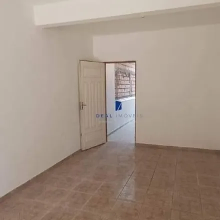 Rent this 2 bed house on Rua Antenor Francelino da Silva in Jardim Santo Amaro, Sorocaba - SP