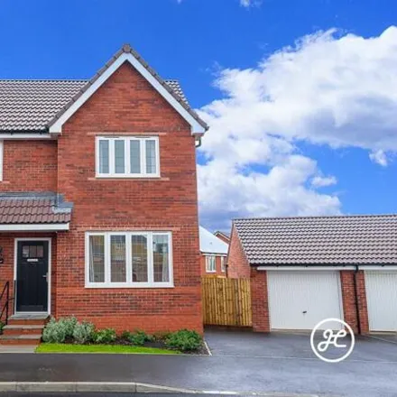 Buy this 4 bed house on Marigold Road in North Petherton, TA5 2SG