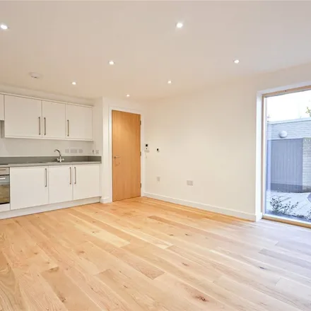 Rent this 1 bed apartment on Luther Hall in Westfield Lane, Cambridge