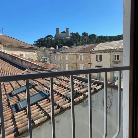 Rent this 1 bed apartment on 740 Avenue Marguerite Tardieu in 13160 Châteaurenard, France