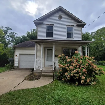 Buy this 3 bed house on 718 Euclid Avenue in Akron, OH 44307