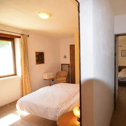 Rent this 2 bed townhouse on Pergola in Viale Risorgimento, 61045 Pergola PU