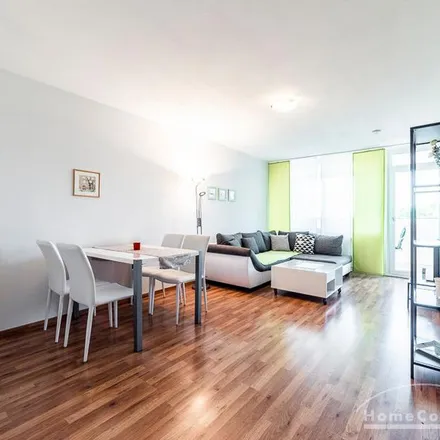 Rent this 2 bed apartment on Smile Kiosk in Lokstedter Steindamm, 22529 Hamburg