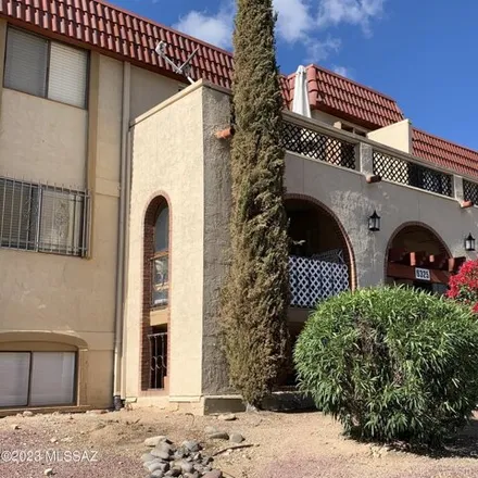 Buy this 2 bed condo on Comino Real in Pima County, AZ 85704