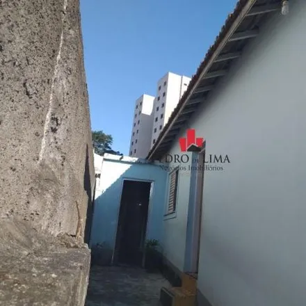 Buy this 3 bed house on Avenida Doutor Eduardo Cotching 366 in Jardim Anália Franco, São Paulo - SP