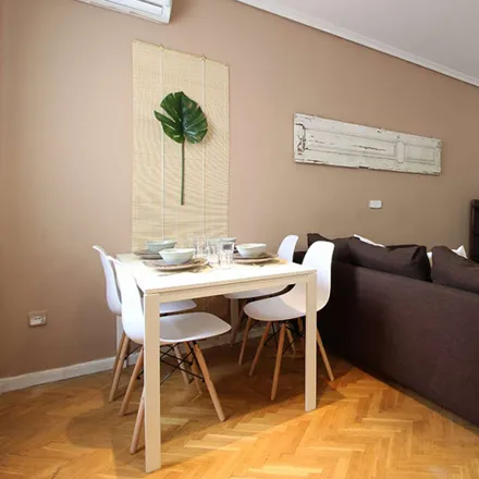 Rent this 2 bed apartment on Calle de Lagasca in 117, 28006 Madrid