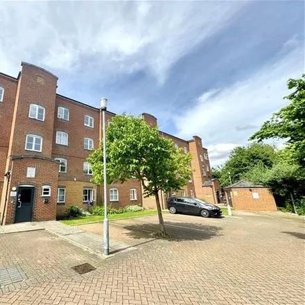 Rent this 2 bed apartment on 29-36 Otter Close in London, E15 2PZ