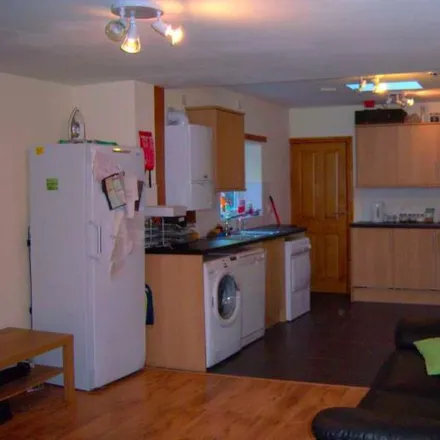 Rent this 6 bed duplex on 40 Exeter Road in Selly Oak, B29 6EU