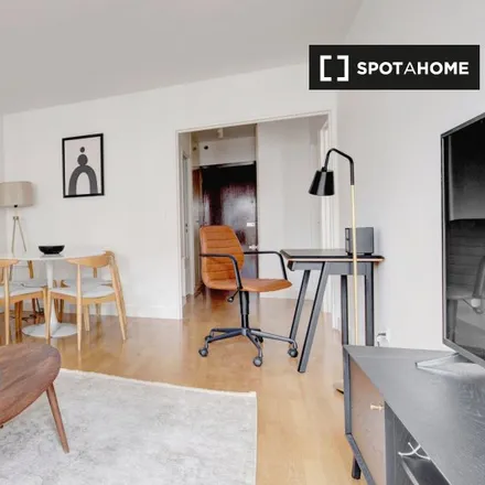Image 2 - 69 Avenue des Ternes, 75017 Paris, France - Apartment for rent