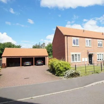 Image 5 - Pitomy Farm, Pitomy Drive, Collingham, NG23 7QS, United Kingdom - House for rent