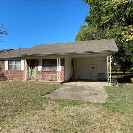 Buy this 2 bed house on 315 South Coker Street in Greenwood, AR 72936