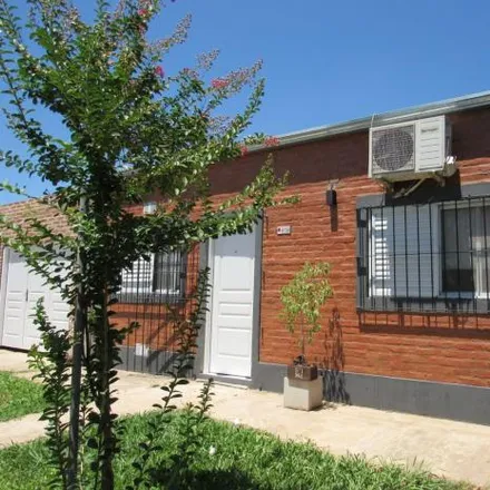 Buy this 2 bed house on Calle 13 in Villa Industrial, 3016 Municipio de Sauce Viejo