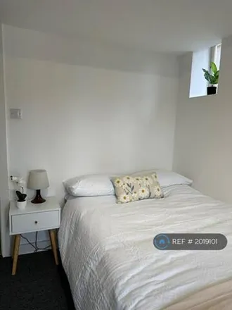 Rent this 1 bed apartment on Burlington Parade in Gratton Terrace, London