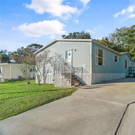 Buy this studio apartment on 2901 Northwest 20th Place in Ocala, FL 34475
