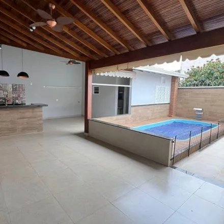 Buy this 4 bed house on Rua Belmonte in Vila Nossa Senhora do Carmo, São José do Rio Preto - SP