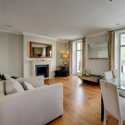 Buy this 3 bed apartment on Summerill and Bishop in 58 Elizabeth Street, London