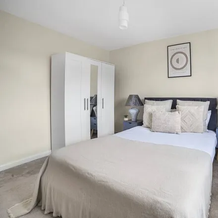 Rent this 1 bed apartment on London in SW18 5HL, United Kingdom