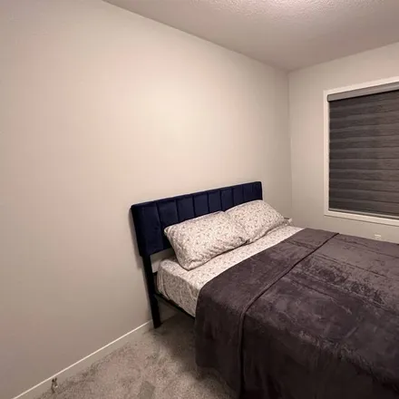 Image 7 - Calgary, AB T3R 1Y9, Canada - House for rent