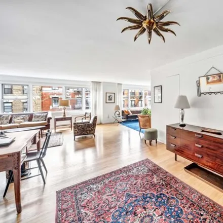 Image 5 - 525 East 82nd Street, New York, NY 10028, USA - Apartment for sale