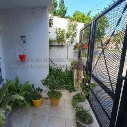 Buy this 1 bed house on Ucrania 2091 in 1822 Partido de Lanús, Argentina
