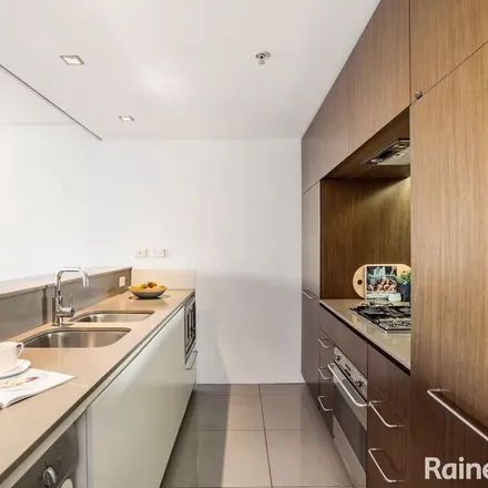 Rent this 3 bed apartment on Paramount in 68-70 William Street, Woolloomooloo NSW 2011